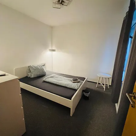 Einfache Gaestezimmer In Der Wuerzburger Innenstadt * Würzburg